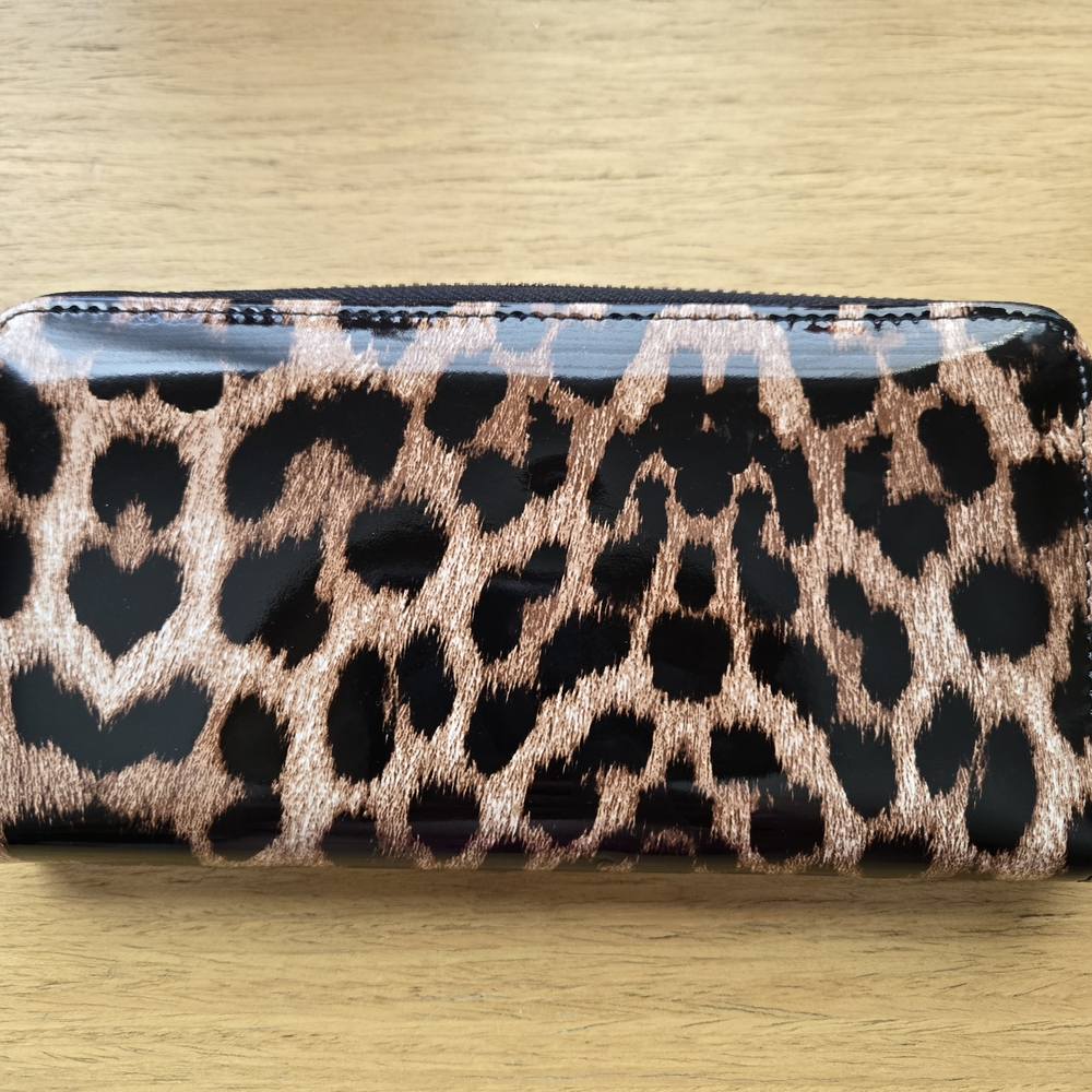 Kurt Geiger Leopard Print Wallet with Gold Detail - Picture 3 of 3